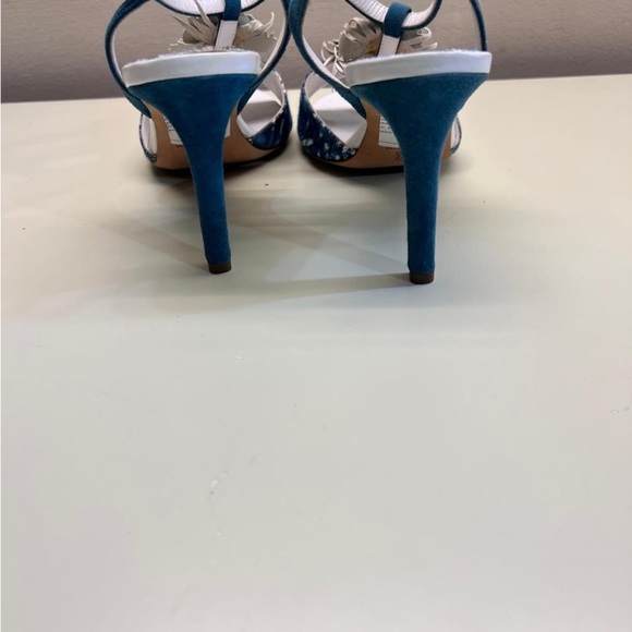 GIOVANNA GRAZZINI MADE IN ITALY Blue and White Stiletto Sandals Floral Design - Picture 6 of 6